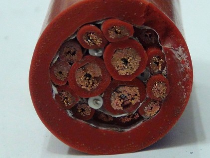 PUR聚氨酯電纜(適用于圓電纜)拖鏈電纜 PUR聚氨酯電纜(適用于圓電纜)拖鏈電纜