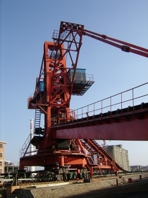 斗輪機專用柔性電纜—— 柔性耐磨電纜 斗輪機專用柔性電纜—— 柔性耐磨電纜