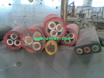 斗輪機專用柔性電纜—— 柔性耐磨電纜 斗輪機專用柔性電纜—— 柔性耐磨電纜